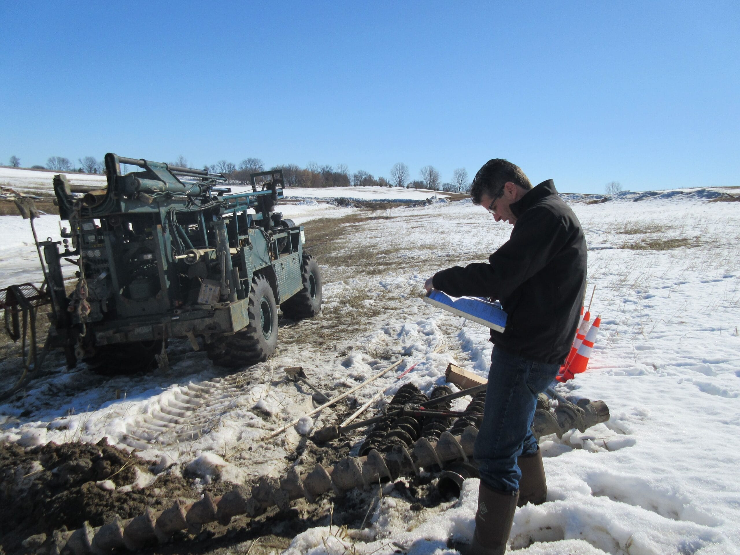 Hydrogeology 4 - Houston Engineering INC.