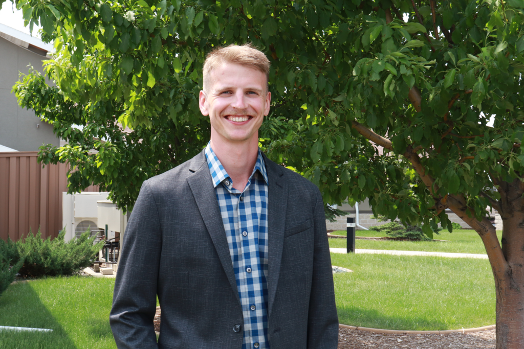 carter ueland smaller